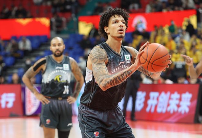 吉林逆转四川终结三连败