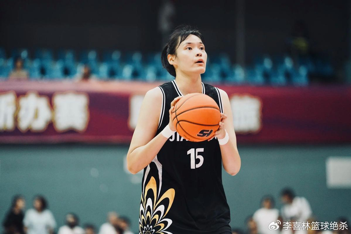 江苏女篮黑七奇迹掀翻卫冕冠军广东女篮，许晨