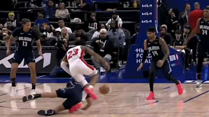 贾登艾维反同性恋言论引公牛裁员 职业生涯因犯