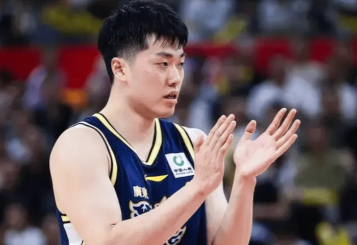 广东宏远大胜浙江广厦 萨林杰6分钟狂砍9分引热